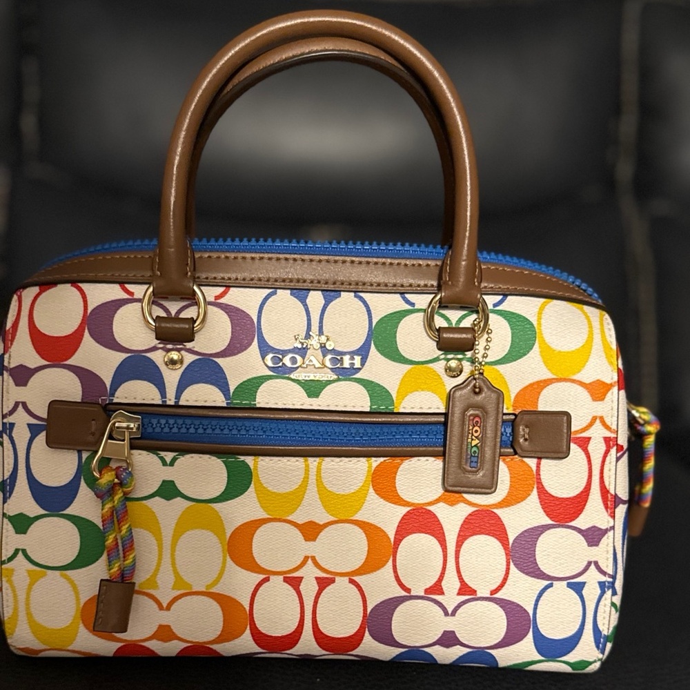 Coach Rowan Pride Collection - Picture 2 of 3